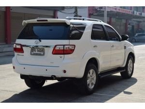 Toyota Fortuner 3.0 (ปี 2011) V SUV AT รูปที่ 3