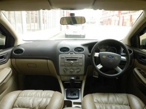 Ford Focus (ปี 2012) Finesse 1.8 AT รูปที่ 3
