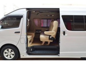 Toyota Hiace 2.5 COMMUTER ( ปี 2013 ) D4D Van MT รูปที่ 3