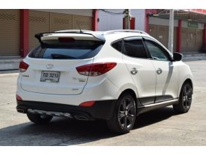 Hyundai Tucson 2.0 D SUV AT รูปที่ 3