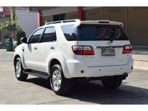 Toyota Fortuner 3.0 V รูปที่ 3