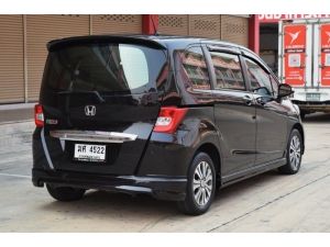 Honda Freed 1.5 EL Wagon AT รูปที่ 3