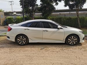 Honda​ civic​ 1.8​ El​ 2016 รูปที่ 3