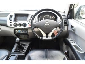 Mitsubishi Triton 2.4 DOUBLE CAB ( ปี 2012 ) PLUS Pickup MT รูปที่ 3