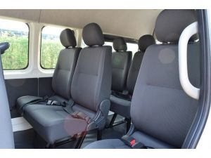 Toyota Hiace 3.0 COMMUTER (ปี 2019) D4D Van AT รูปที่ 3