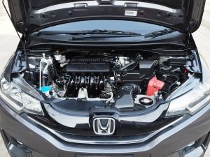 HONDA JAZZ 1.5 SV ปี 2017 เกียร์AUTO TOPสุด มือเดียววิ่งน้อยเพียง 18,000 Km น็อตไม่ขยับ ชุดแต่งรอบคัน สภาพป้ายแดง รูปที่ 3