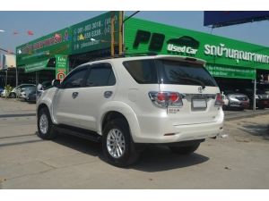 TOYOTA FORTUNER 3.0 V AUTO 4x2 2014 ดีเซลชายรถบ้านฟรีดาวน์สวยกริบผู้หญิงใช้คนเดียว รูปที่ 3