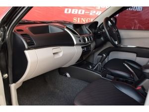 Mitsubishi Triton 2.4 DOUBLE CAB (ปี2012) PLUS Pickup MT รูปที่ 3