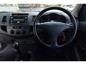 Toyota Hilux Vigo 2.7 J  ปี 2013 รูปที่ 3