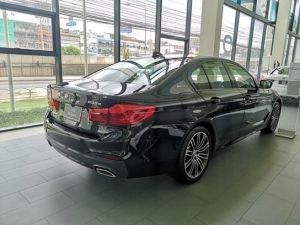ขายรถยนต์ BMW Serie5 530e Msport รถใหม่ป้ายแดง ปี 2020 รูปที่ 3
