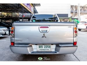 2011 Mitsubishi Triton Mega Cab 2.4 GLX รูปที่ 3