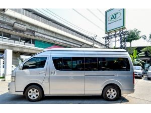 2013 Toyota Hiace 2.5 COMMUTER D4D Van MT รูปที่ 3