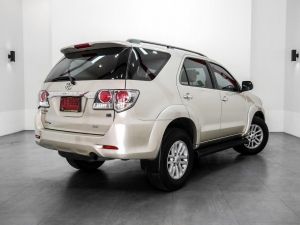 ขายรถสวย TOYOTA  FORTUNER สีบรอนซ์  ปี2012 สภาพมือหนึ่ง ราคาถูกสุดๆ ตอนนี้เท่านั้น รูปที่ 3