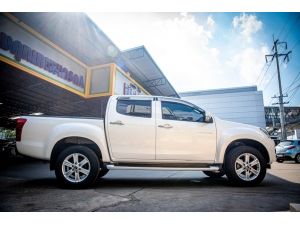 2017 Isuzu D-Max 1.9 CAB-4 Hi-Lander Z Pickup MT รูปที่ 3