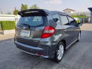 HONDA JAZZ 1.5 SV 2011 AT รุ่นท้อป รูปที่ 3