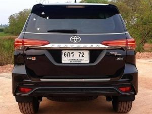 Toyota Fortuner 2.8V ดีเซล 4WD 2018 รูปที่ 3