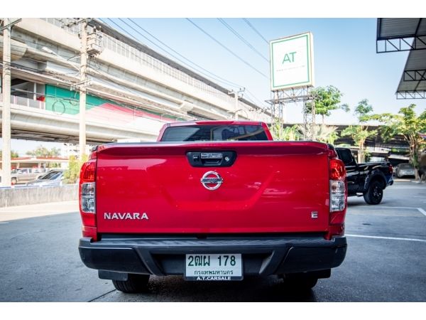 Nissan NP300 Navara King Cab 2.5 E Calibre Black Edition ปี2018 เกียร์ MT ราคา 459,000-. รูปที่ 3