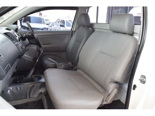 Toyota Hilux Vigo 2.7 CHAMP SINGLE ( ปี 2015 ) J STD Pickup MT รูปที่ 3