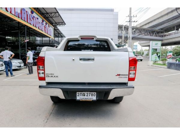 2013 Isuzu D-Max 2.5 CAB-4 Hi-Lander X-Series Pickup MT รูปที่ 3