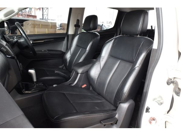 Isuzu D-Max 3.0 CAB-4 (ปี 2016) Vcross Z-Prestige Pickup AT รูปที่ 3