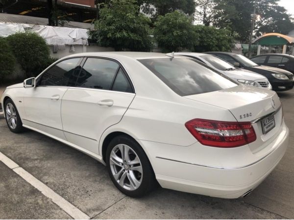 ขายรถบ้าน สภาพดี ใช้น้อย BENZ E250 CGI AV ปี2010 รูปที่ 3