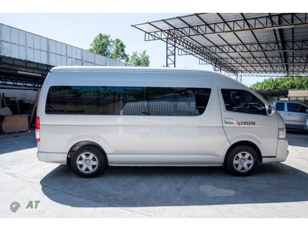 2014 Toyota Hiace 3.0 COMMUTER  D4D Van AT รูปที่ 3