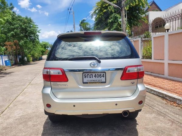 TOYOTA FORTUNER 2.7 V เบนซิน ปี2009 รถสภาพสวยมือเดียวจากป้ายแดงไม่เคยติดแก๊ส ไมล์วิ่งมา 110000 กิโลแท้สภาพสวยพร้อมใช้ รูปที่ 3