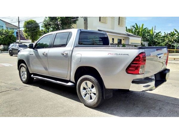 2015 Toyota Revo Double Cab Prerunner 2.4 E AT รูปที่ 3