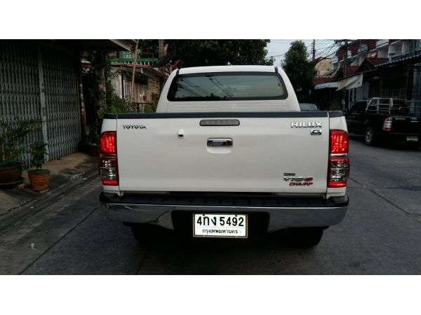 2015 TOYOTA HILUX VIGO, 2.5 GMT DOUBLE CAB PRERUNNER รูปที่ 3