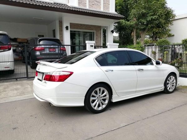 HONDA ACCORD 2.4 TECH ปี 13 ตัวTOP รูปที่ 3