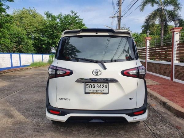 Toyota Sienta 1.5 V รุ่นท็อป ปี2016 รถมือเดียวจากป้ายแดงเข้าศูนย์ตลอด ไมล์80000 กิโลแท้ สภาพสวยพร้อมใช้ค่ะ รูปที่ 3