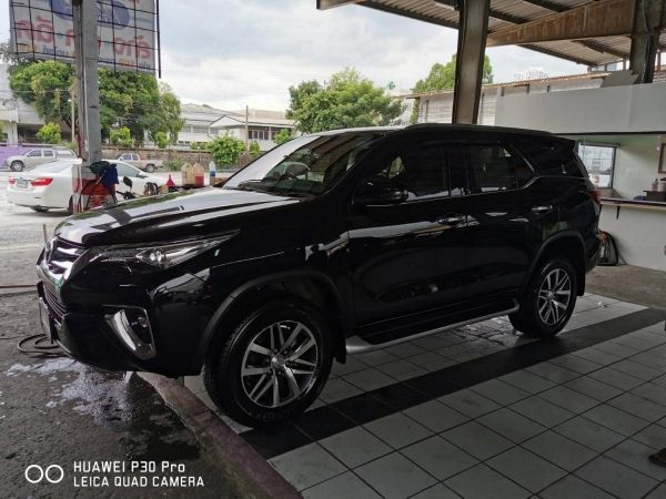 ขายรถฟอร์จูนเนอร์ 2.4V 2WD ปลายปี2018 ไมล์น้อย รูปที่ 3