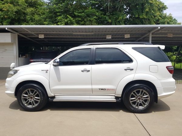 FORTUNER รถบ้านมือเดียวสวยเดิมๆ รูปที่ 3