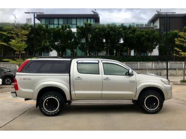 Toyota Vigo 4DR 3.0 VN Turbo AT 2012 รูปที่ 3