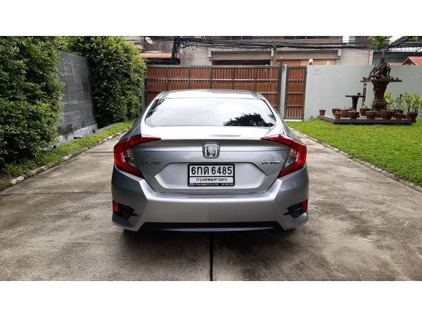 2017 Honda Civic 1.8 E i-VTEC FC สีเทา โทร.0815843800 รูปที่ 3