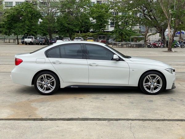 BMW 320i M Sport แท้. ปี 2015 รูปที่ 3