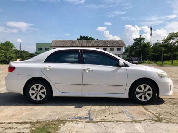 Toyota Altis 1.6E CNG Sedan AT 2011 รูปที่ 3