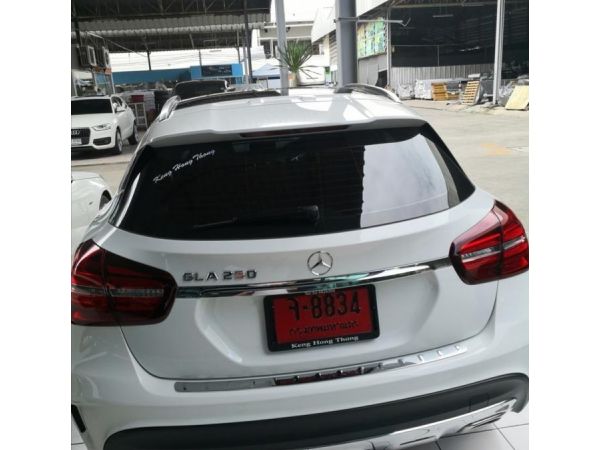 ขายรถเบนซ์​ GLA​ 250​ รถบ้าน​ สภาพนางฟ้า รูปที่ 3