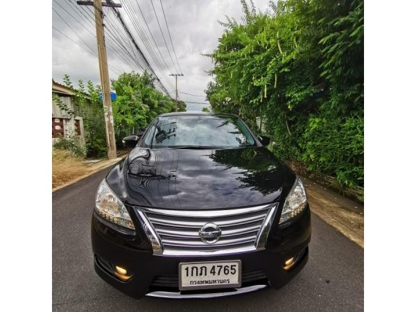 Nissan sylphy 1.8naviท็อป​ 2012​ สีดำ​ รูปที่ 3