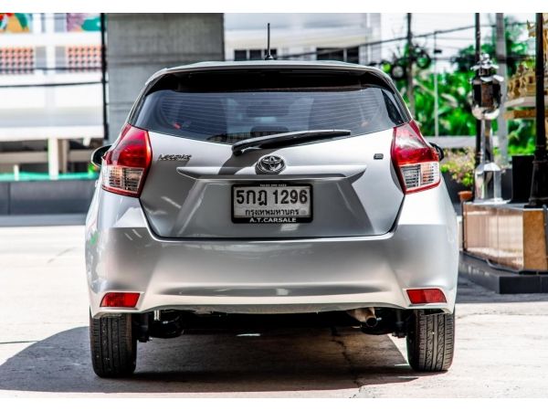 2016 Toyota Yaris 1.2 E รูปที่ 3