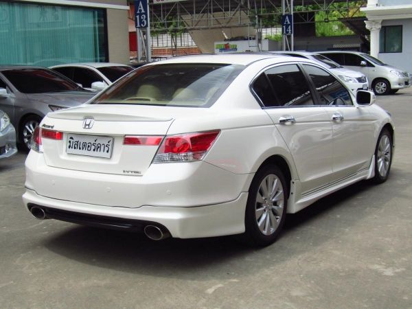 จัดได้เต็ม ฟรีดาวน์ แถมประกันภัย 2009 HONDA ACCORD 2.0 E รูปที่ 3