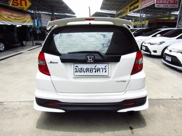 จัดได้เต็ม ฟรีดาวน์ แถมประกันภัย 2011 HONDA JAZZ 1.5 V รูปที่ 3