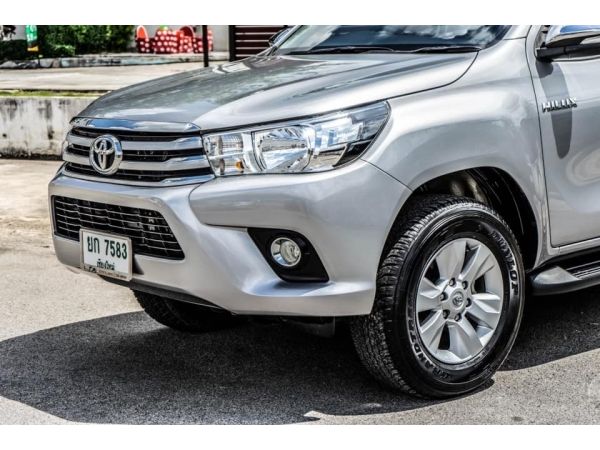 Toyota hilux revo cab2.7e prerunner รูปที่ 3