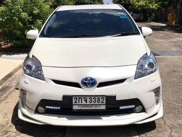 2013 TOYOTA PRIUS 1.8 TRD Sportivo Hybrid Synergy Drive Minorchange  สวยใหม่ ไมล์ 100,000 km รูปที่ 3