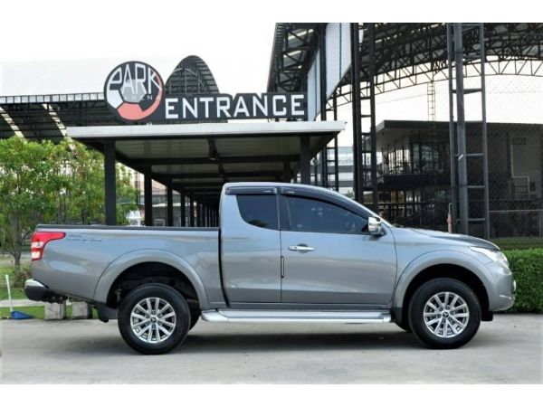 MITSUBISHI  TRITON CAB 2.5 GLS LTD  DVD MT 2017 รูปที่ 3