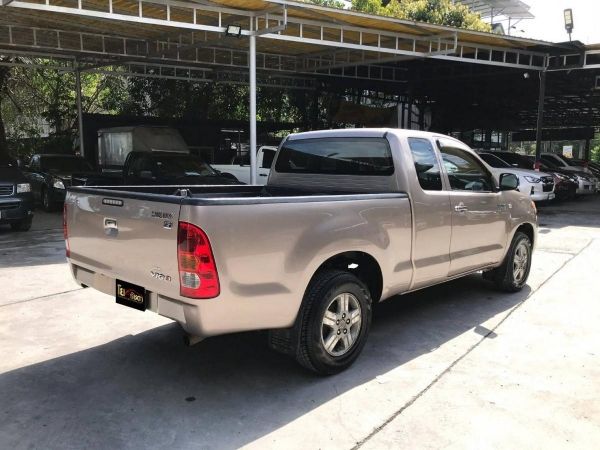 TOYOTA​ HILUX​ VIGO​ 2.7​ G​ AT​ 2005 รูปที่ 3