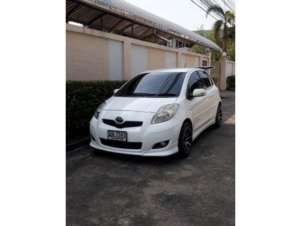 Toyota Yaris 2010, 1.5S Limited รูปที่ 3