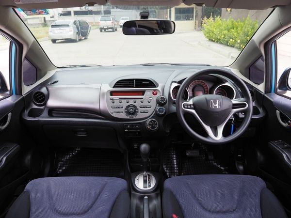 HONDA JAZZ 1.5 V (AS)(MNC) ปี 2011 รูปที่ 3