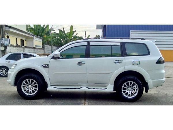 MITSUBISHI PAJERO 2.5 GT สีขาว ปี2012 รูปที่ 3