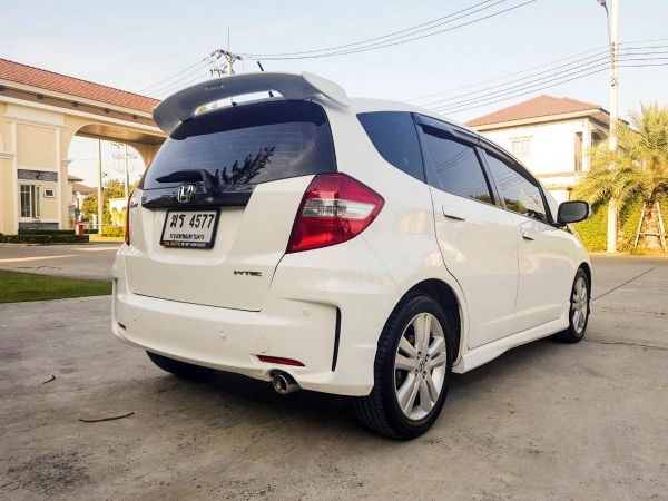 Honda Jazz GE 1.5SV i-Vtec 2012 AUTO รูปที่ 3